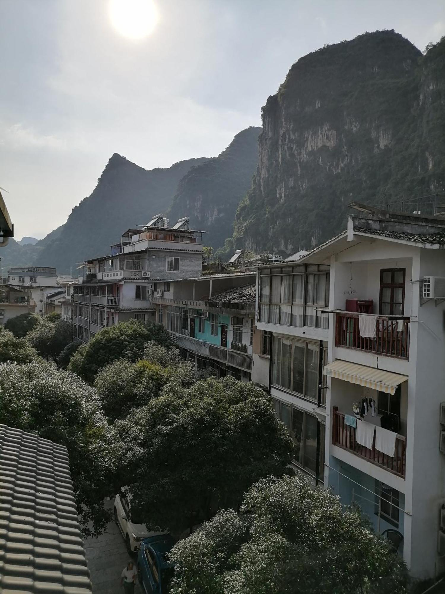 Lazzy Inn Yangshuo Exterior foto